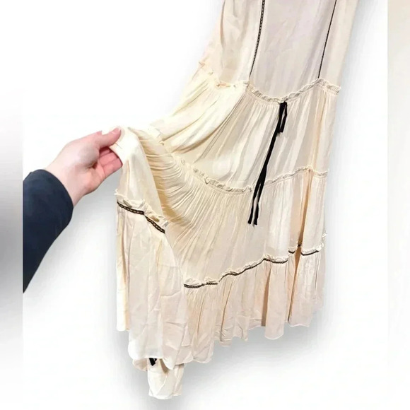 Cinq à Sept Cream and Black Midi Dress - Picture 7 of 10